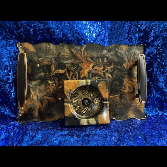 Epoxy tray - Picture 2 of 2